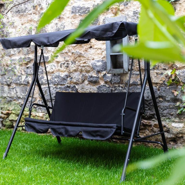 Rare! private garden in Paris, close to Sacre Coeur Basilica! - Appartement - Rez-de-Chaussée - 34