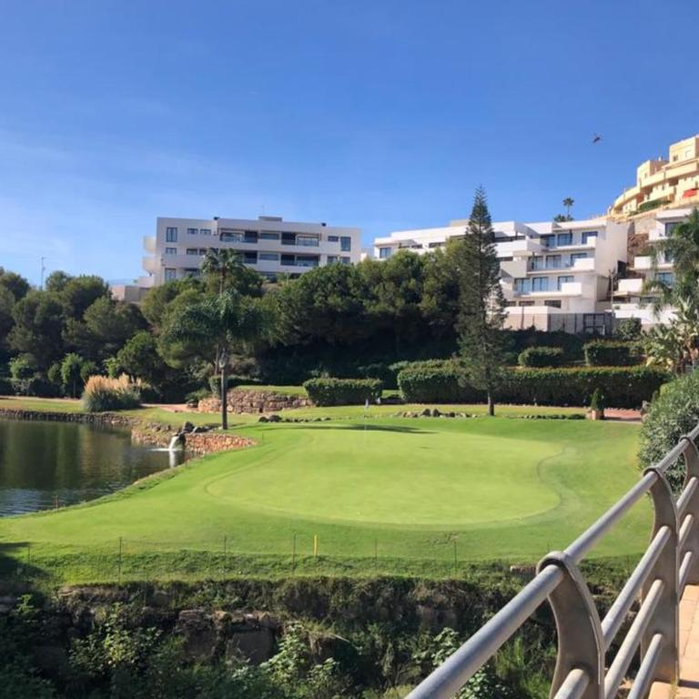 Magnificent frontline golf Penthouse in Navigolf La Cala de Mijas - Apartamento de 3 dormitorios - 16