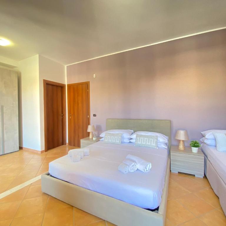 Maison Soleil Guest House Gallipoli - Camera Tripla con Balcone - 3