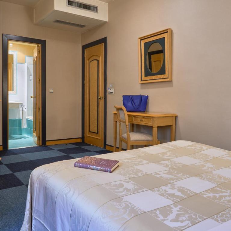 Hotel Macià Cóndor - Queen Room - 2