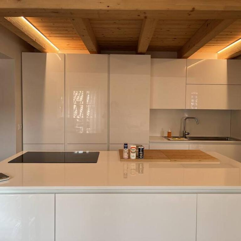 La Piccola Casa al Lago - Intera casa con 3 camere e 2 box - Casa con 3 Camere da Letto - 20