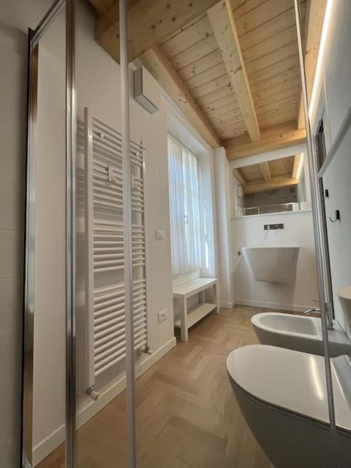 La Piccola Casa al Lago - Intera casa con 3 camere e 2 box - Casa con 3 Camere da Letto - 38