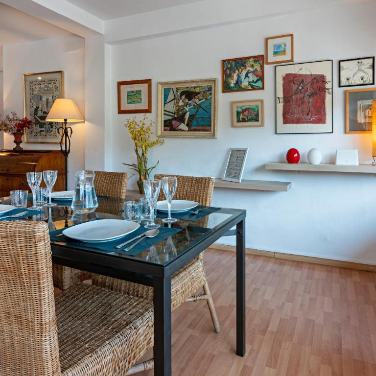 Habitat Apartments Ribes - Two-Bedroom Apartment - 1