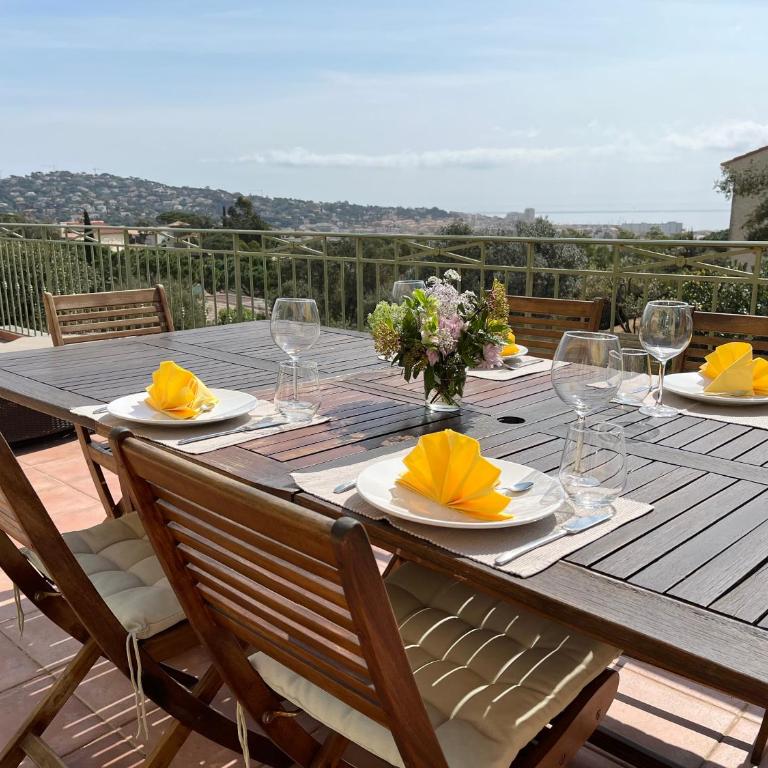 Villa Romuald - Appartamento su 2 Livelli con Vista Mare - 15