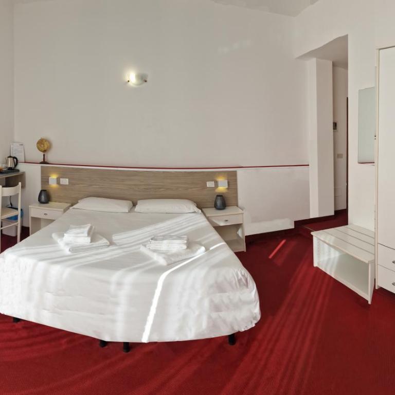 Hotel Beretta - Camera Matrimoniale Superior - 1