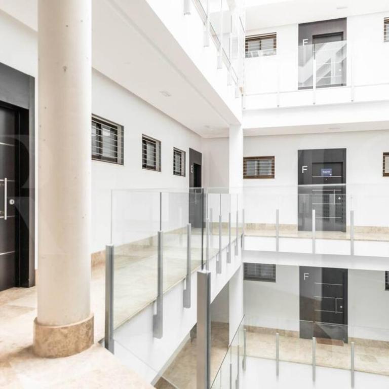 Chic apartment with parking in the heart of Malaga REMS - Apartamento con balcón - 42