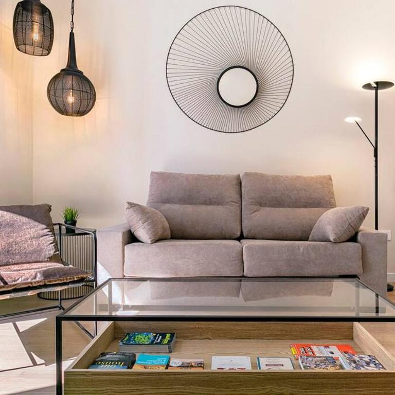 Chic apartment with parking in the heart of Malaga REMS - Apartamento con balcón - 21