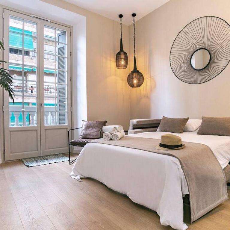 Chic apartment with parking in the heart of Malaga REMS - Apartamento con balcón - 29