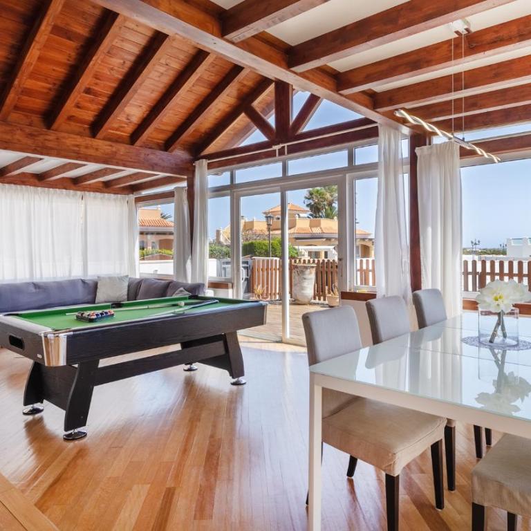 Luxury Villa Nieve - Three-Bedroom Villa - 22