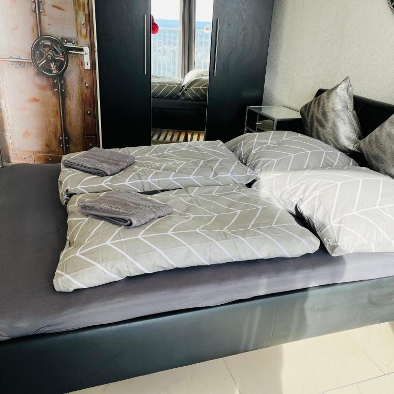 SUITE-21 City View Hotelturm Augsburg - Suite con 1 Camera da Letto - 7