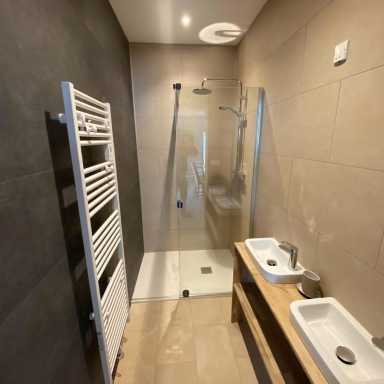 Parc Beausejour Aparthotel - Chambre Familiale - Vue sur Jardin - 6