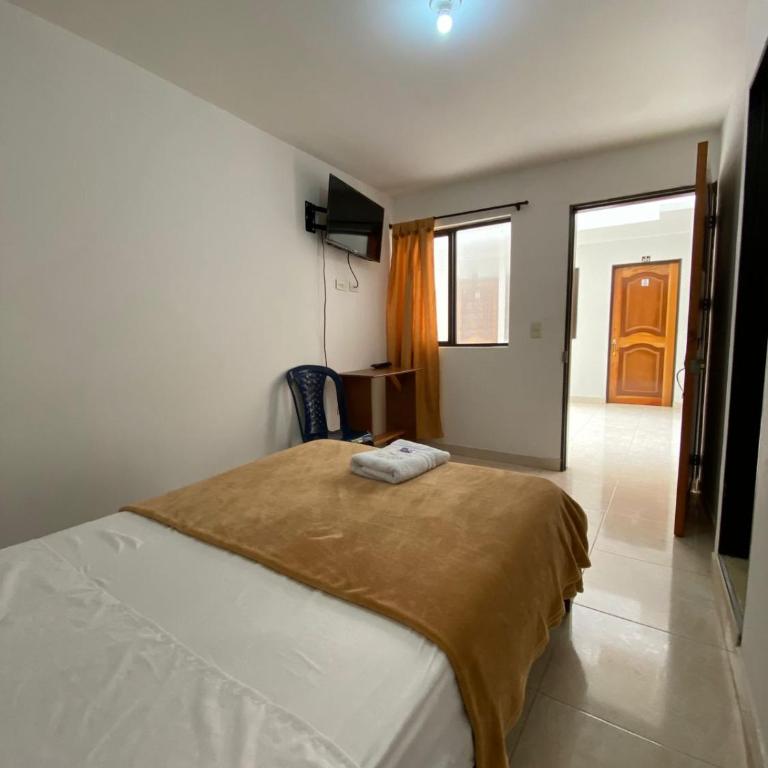 Hotel la Victoria - Twin Room - 13