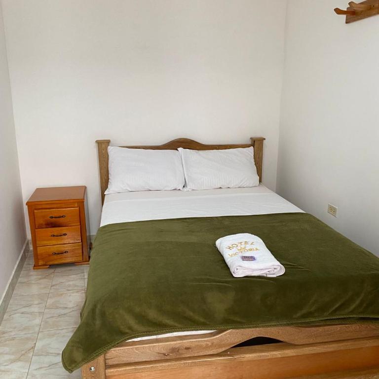 Hotel la Victoria - Twin Room - 14