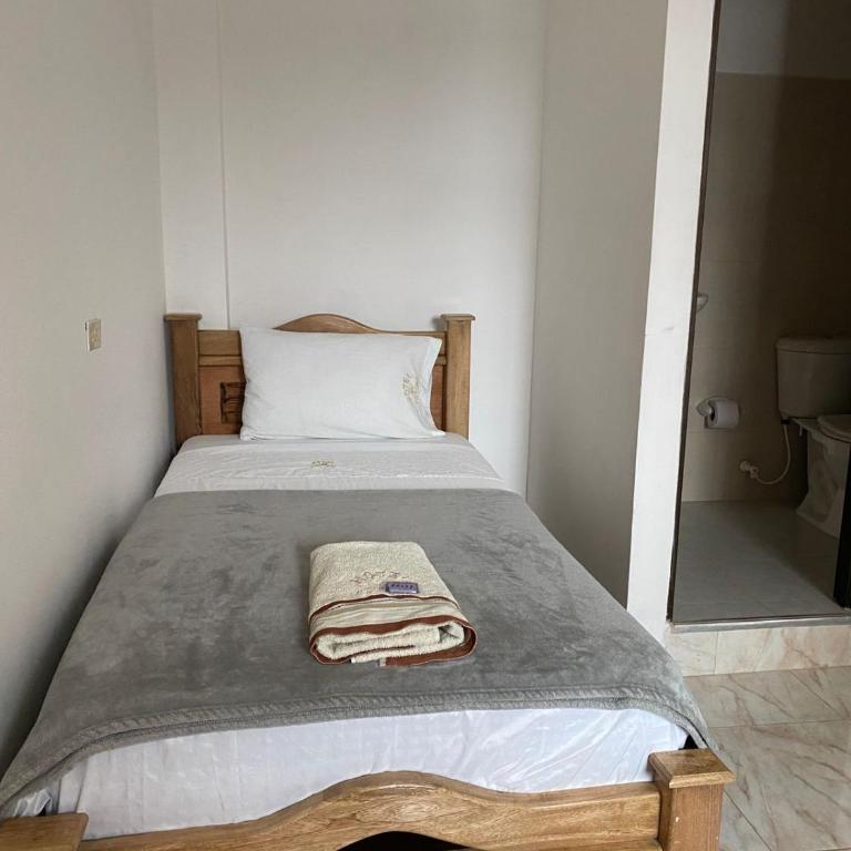 Hotel la Victoria - Standard Single Room - 6