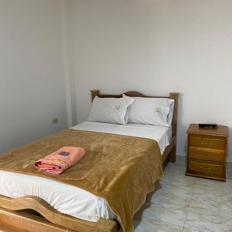 Hotel la Victoria - Deluxe Double Room - 12