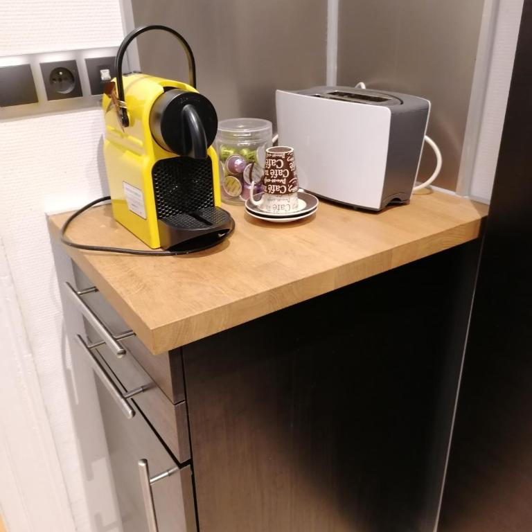 A la Tour des Rohan - One-Bedroom Apartment - 12