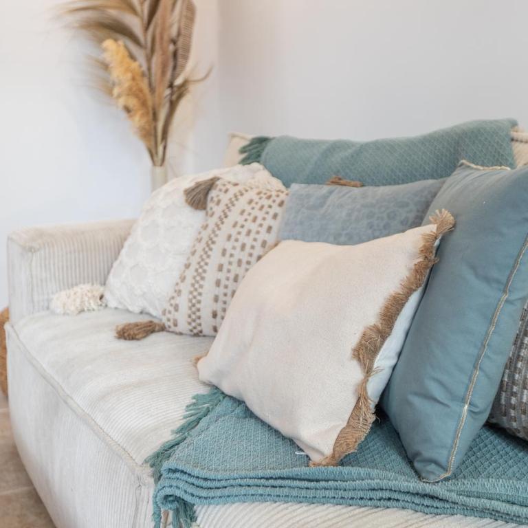 LB Vacation Rentals I A Quiet Place with Garden in the Heart of Cannes - Appartement 3 Chambres - 13