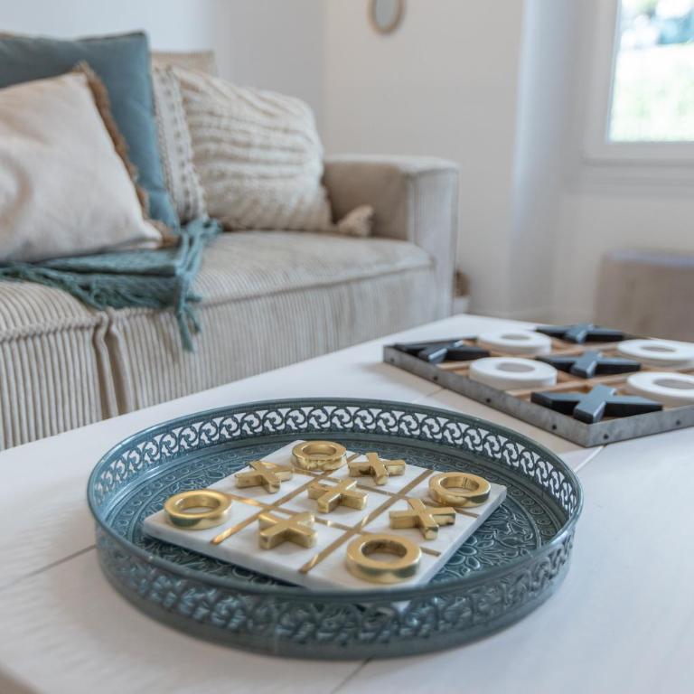 LB Vacation Rentals I A Quiet Place with Garden in the Heart of Cannes - Appartement 3 Chambres - 15