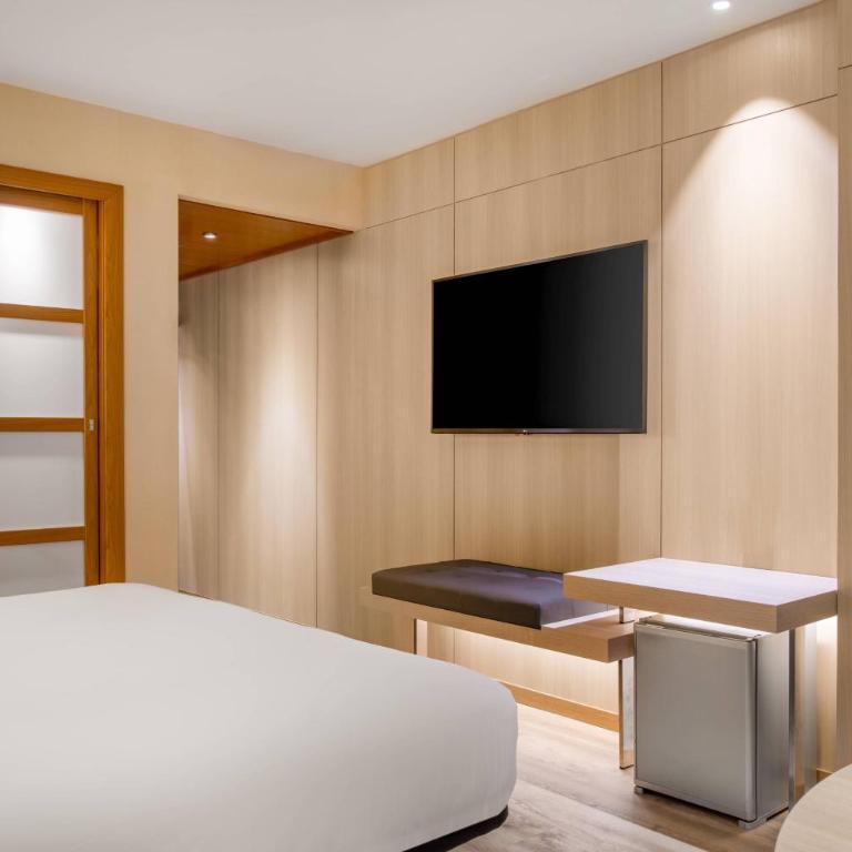 AC Hotel Tarragona by Marriott - Habitación Estándar - 1 cama grande - 2