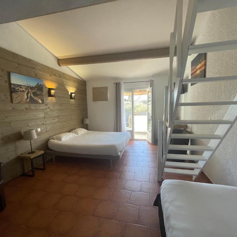 Mas Des Salicornes - Chambre Familiale - 1
