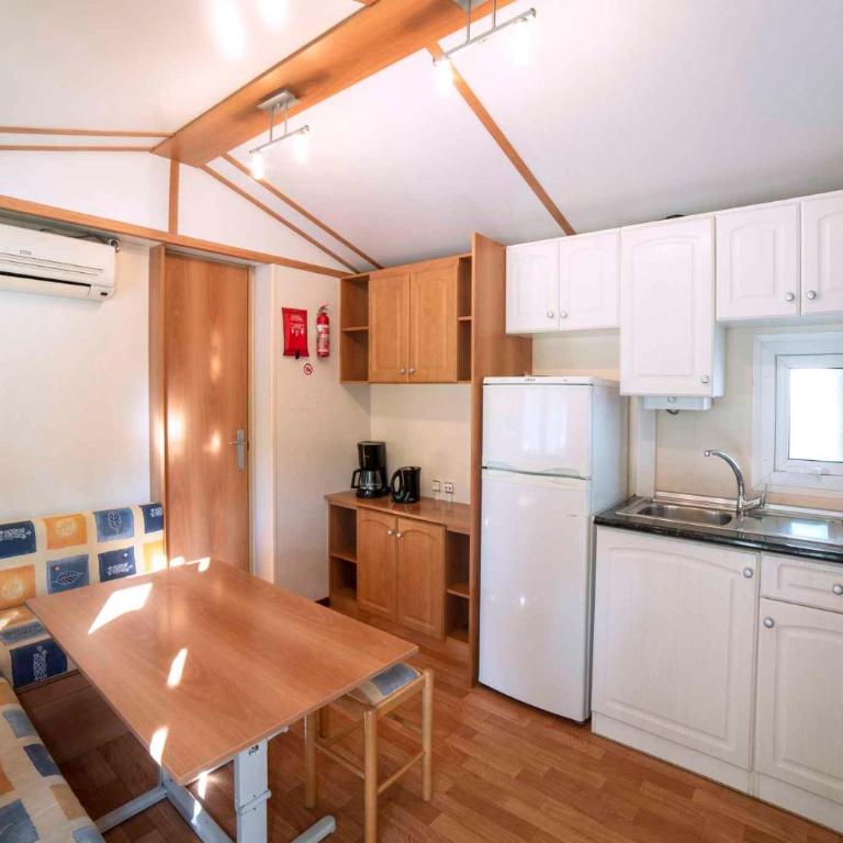 Camping Baia Verde Mobilehomes - Lake Garda 22044 - Casa Mobile - 2