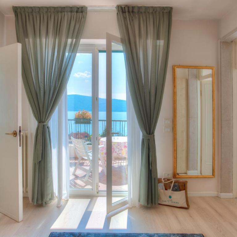 Hotel Villa Europa - Suite con Balcone e Vista Lago - 7