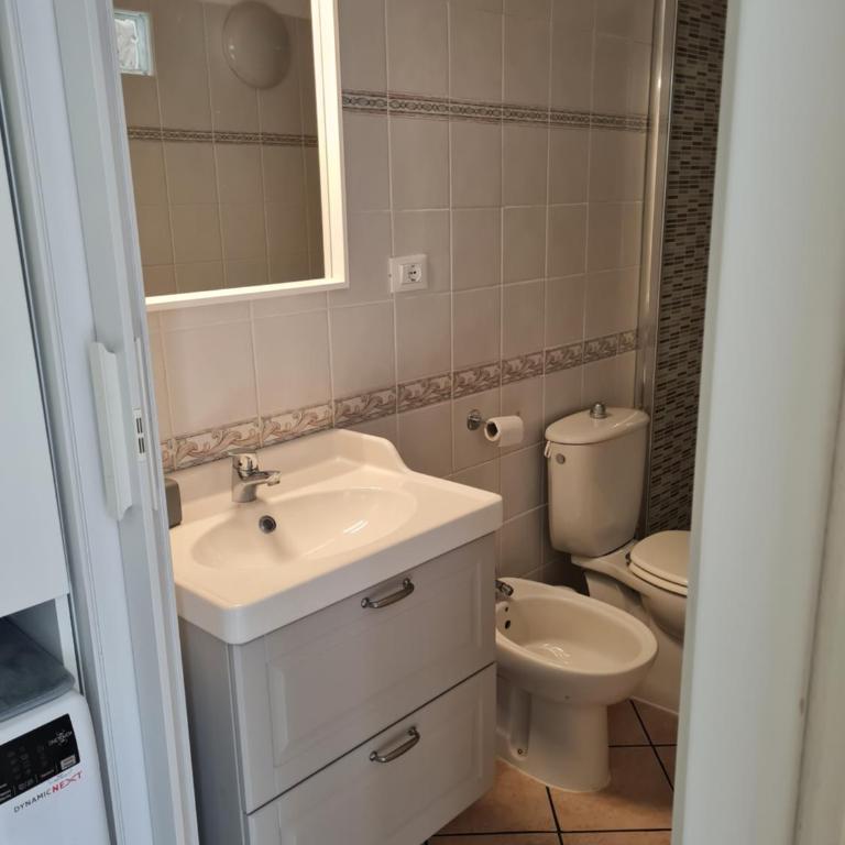 Beautiful loft-Località Le Grazie- Comune Portovenere - Appartamento su 2 Livelli - 12