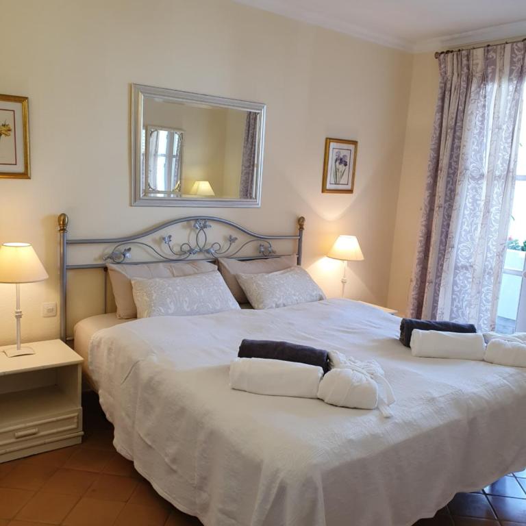 Jardines de las Golondrinas Elviria by the Nikki beach - Two-Bedroom Apartment - 5