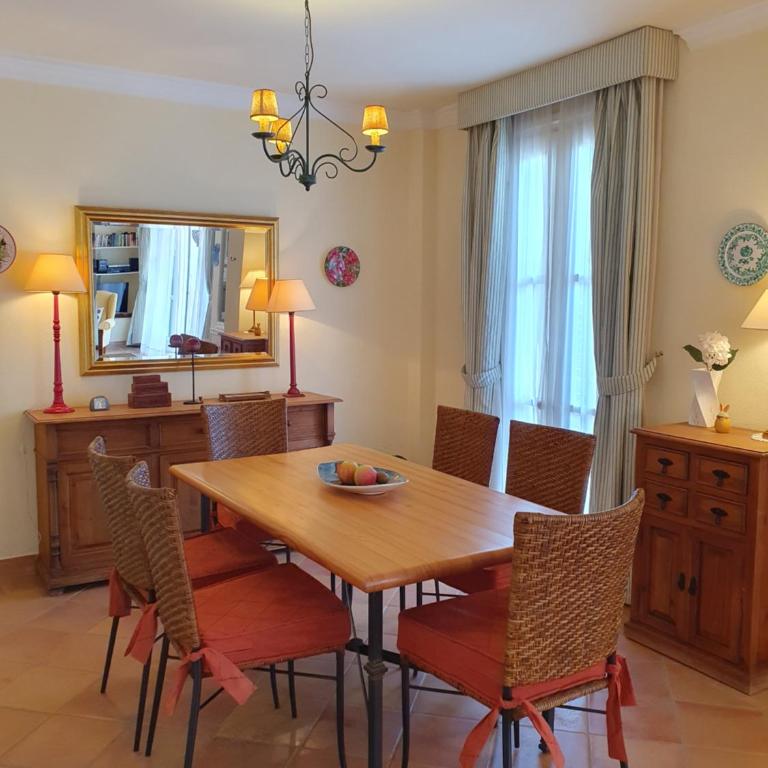 Jardines de las Golondrinas Elviria by the Nikki beach - Two-Bedroom Apartment - 4