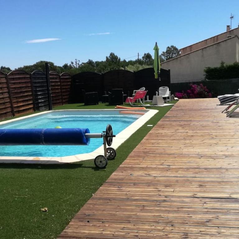 T2: 45m2 :4 places :indépendant dans villa - Appartement 2 Chambres - 16