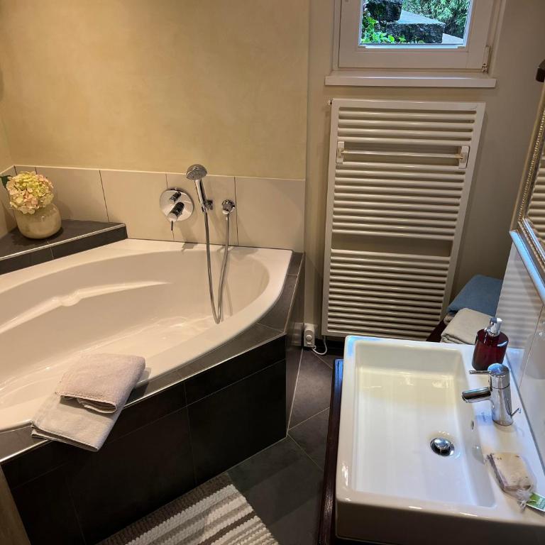 Guffertblick - Holiday Home with bathroom - 28