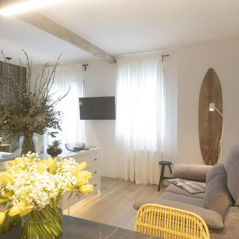 Shiny by OLdtown Apartments - Estudio Deluxe - 1