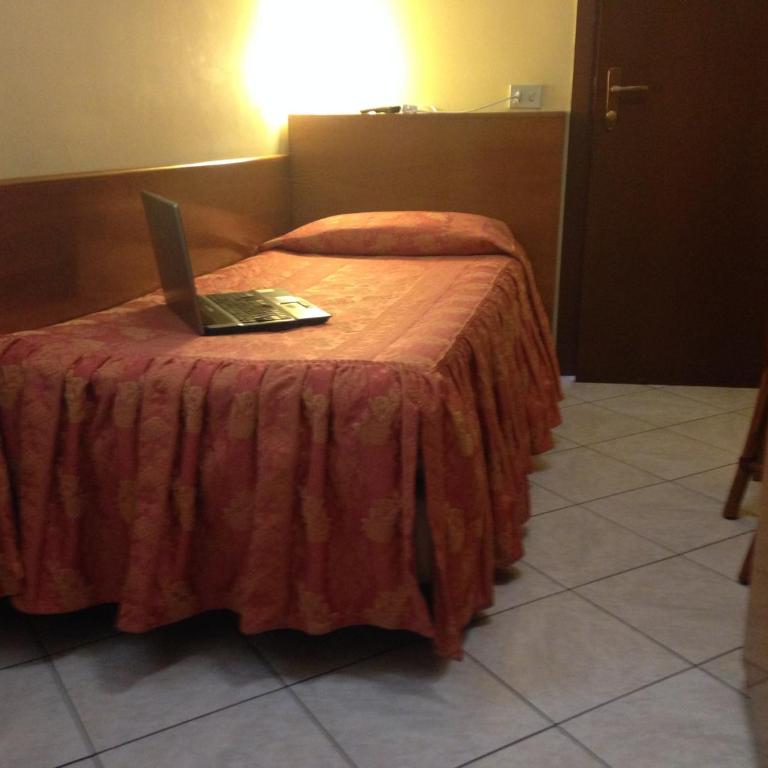 Hotel La Caravella - Camera Singola - 8
