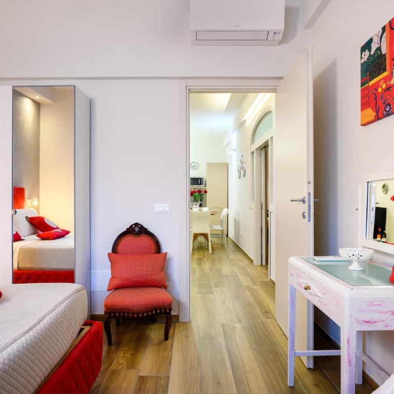 Lady Camollia Apartment - Three-Bedroom Apartment - 27