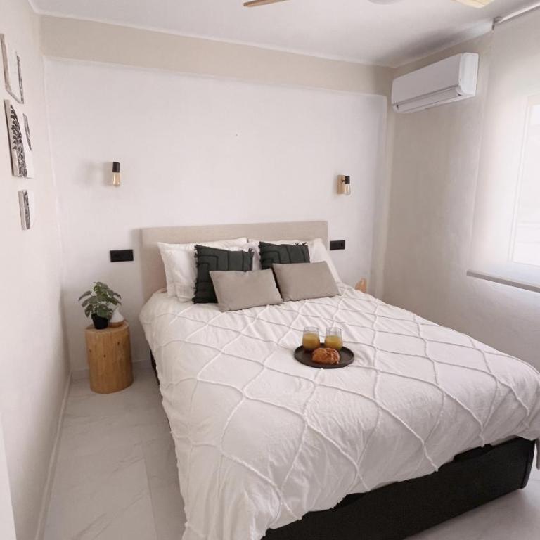 Precioso apartamento con piscina a 3 minutos de la playa en coche - Apartamento de 1 dormitorio - 3