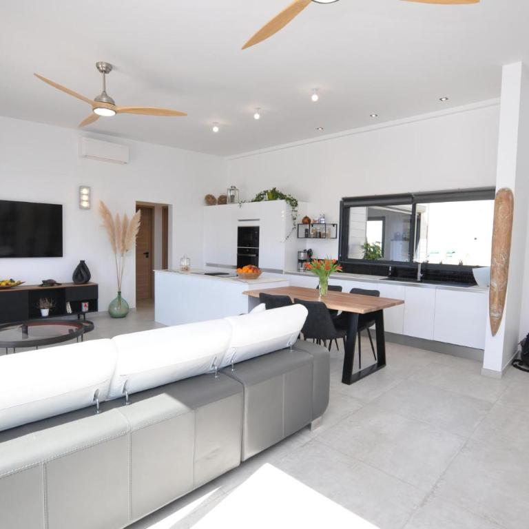Cozy Home In Cavalaire-Sur-Mer - Two-Bedroom Holiday Home - 16