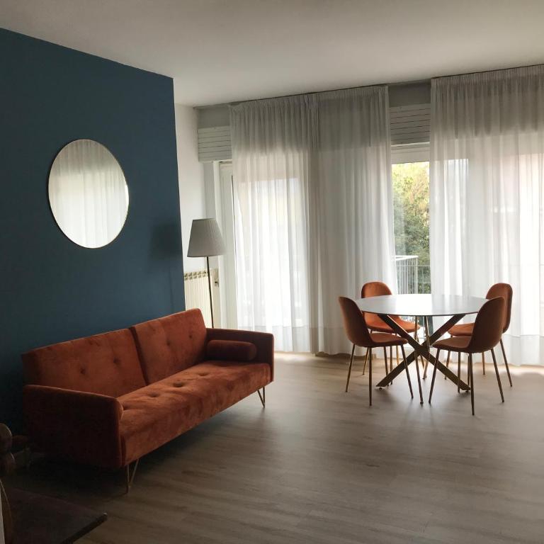 Glam Apartment Bardolino - Three-Bedroom Apartment - 1