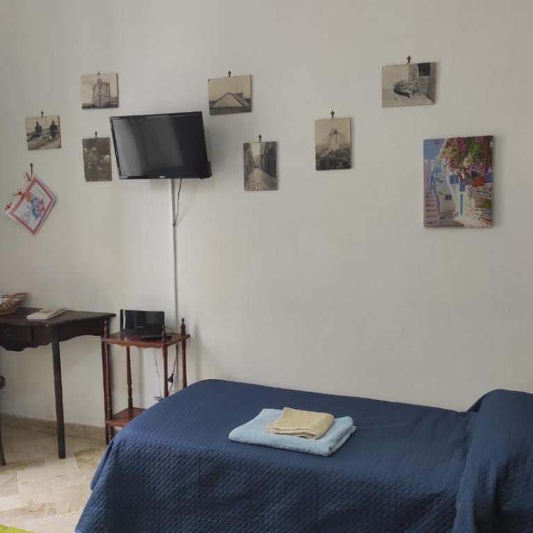 A Due Passi dal Centro - Camera Doppia con Letti Singoli con Bagno Privato - 16