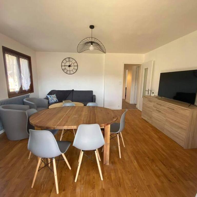 Logement entier dans maison - Passy - 6 personnes - Appartement 3 Chambres - 28
