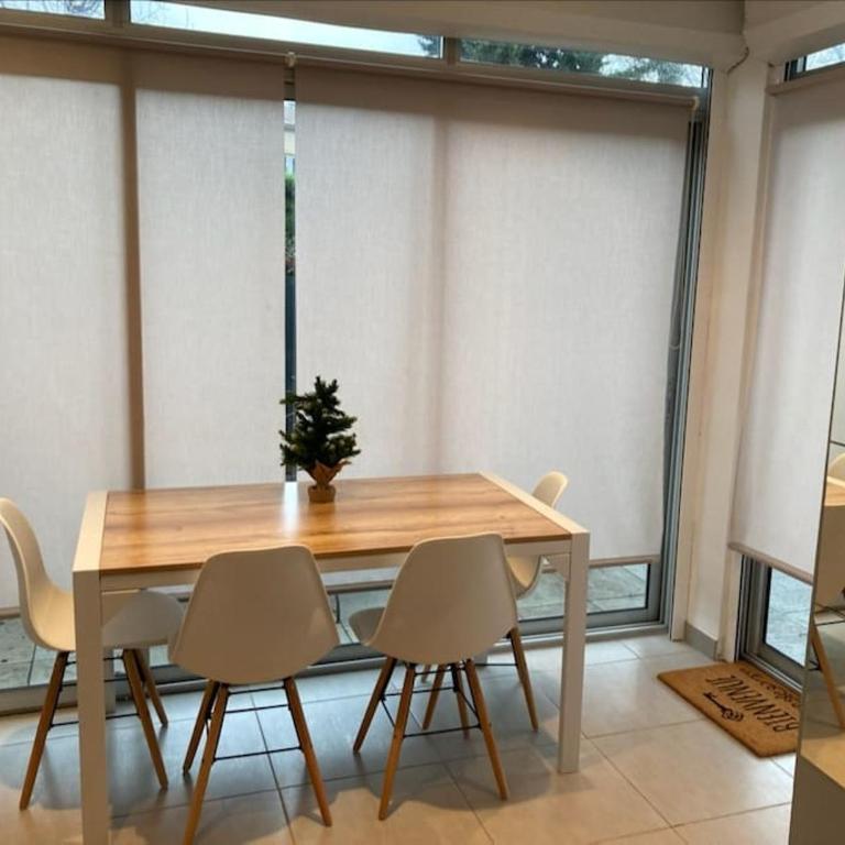 Joli appartement climatisé proche plage et port - Apartment mit 1 Schlafzimmer - 4