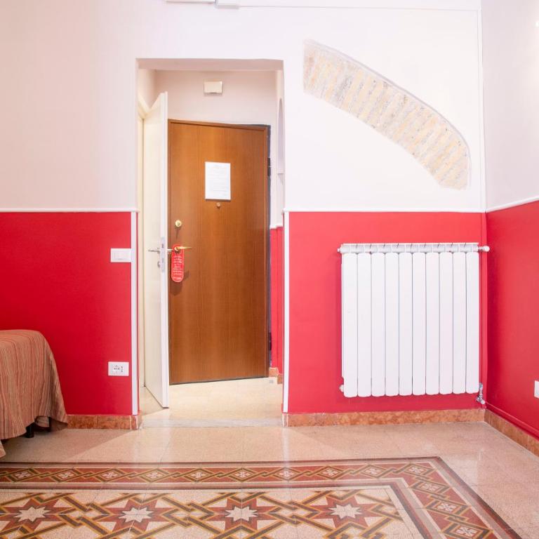 Domus Napoleone - Camera Quadrupla con Bagno Privato - 2