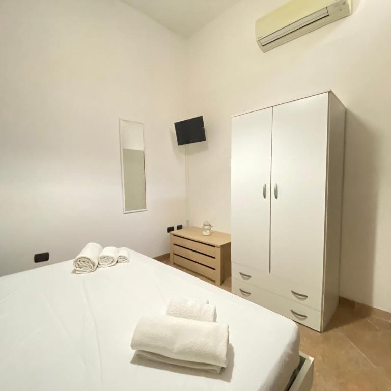 Maison Soleil Guest House Gallipoli - Camera Matrimoniale Economy - 10