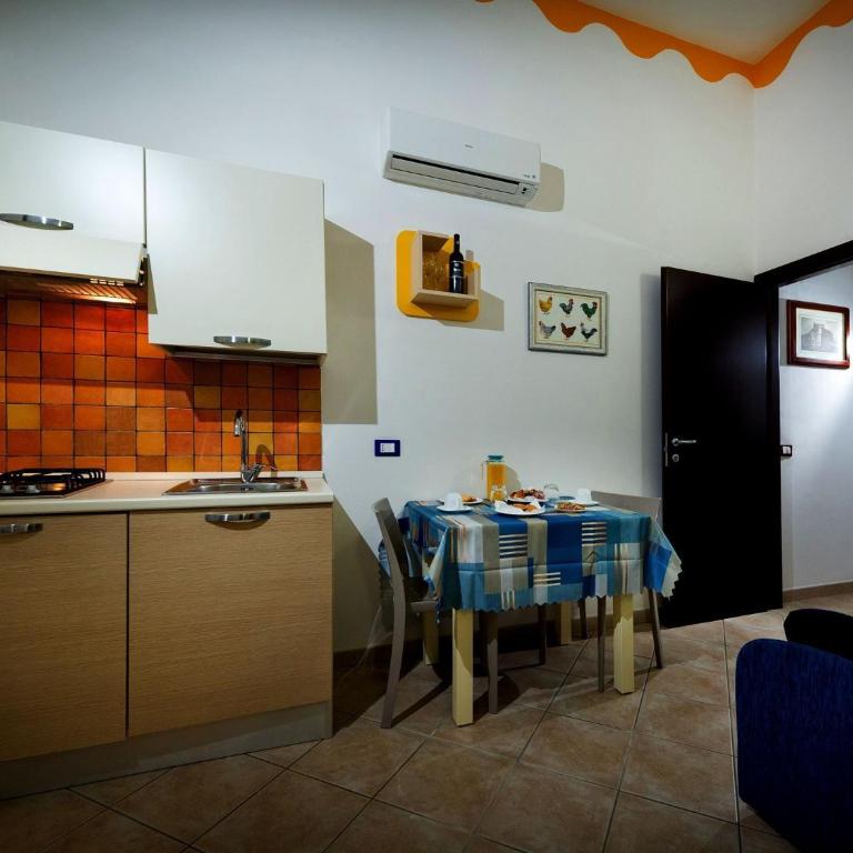 Residence Mareluna - Camera Matrimoniale Familiare - 4