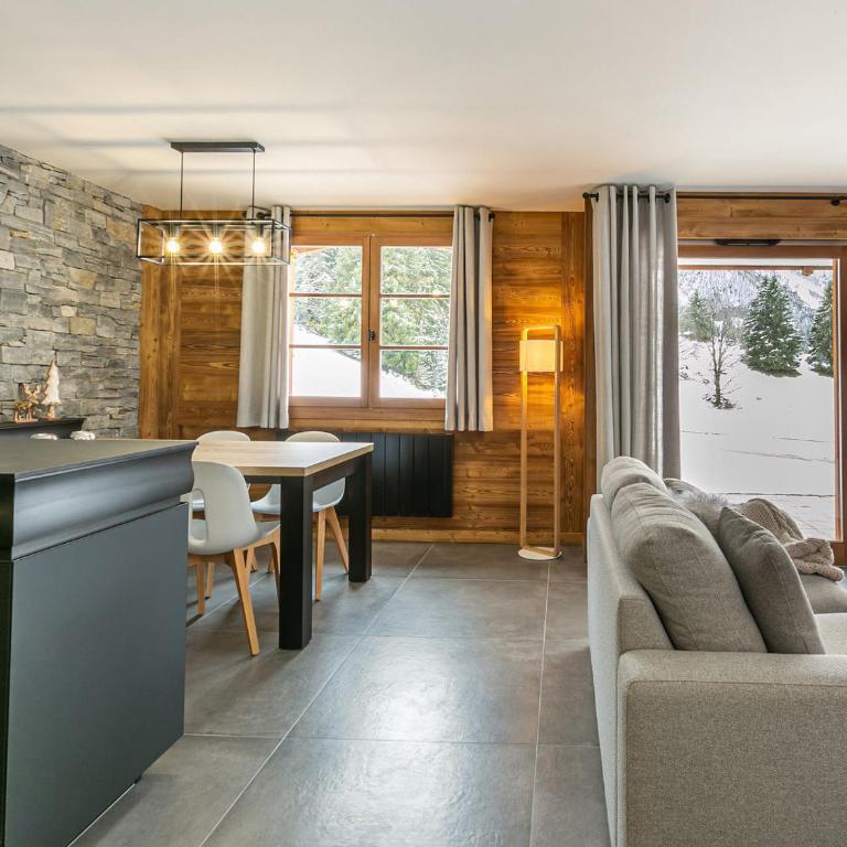 Appartement 3 pièces - 4/5 pers - Terrasse plein sud - Parking & Garage - Proche des pistes - La Clusaz - FR-1-437-74 - Apartamento (4 adultos) - 7