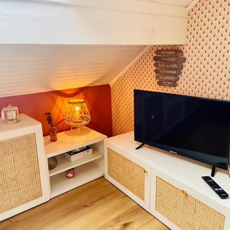 Charmant appartement idéalement situé - Apartment mit Blick auf die Berge - 13