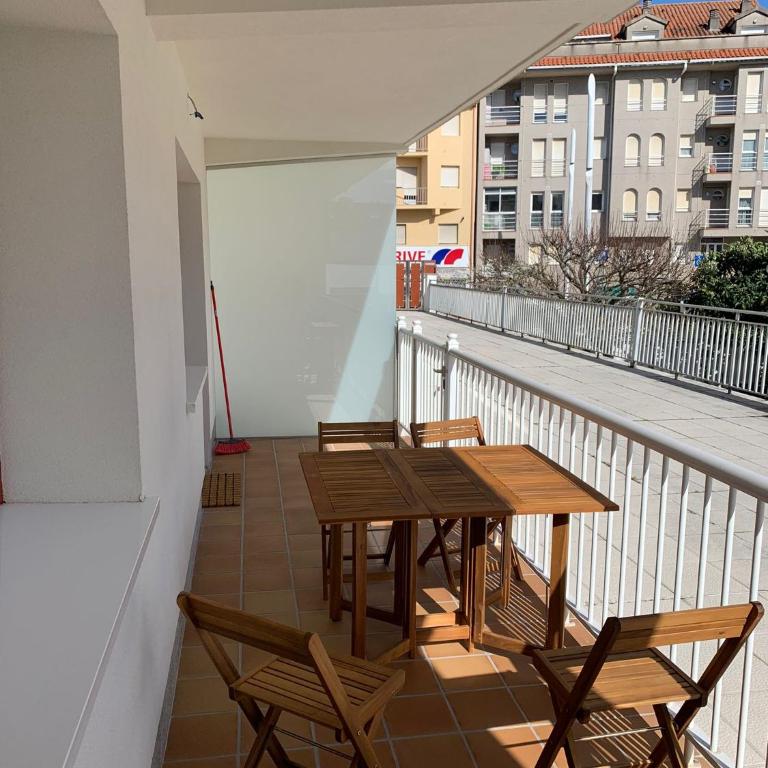 URBANIZACION CON PISCINA ARNELAS SANXENXO - Apartamento con terraza - 29