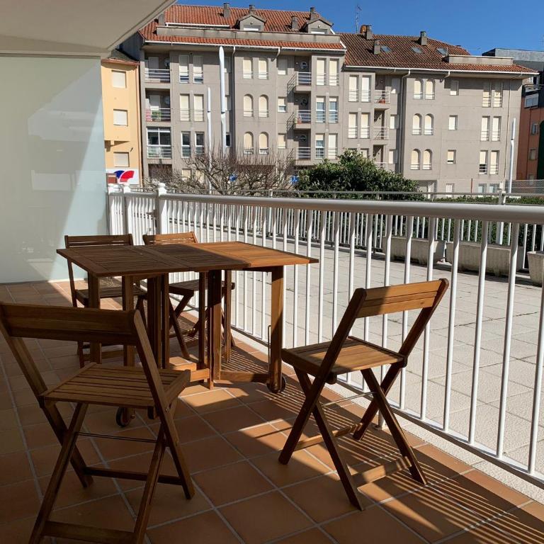 URBANIZACION CON PISCINA ARNELAS SANXENXO - Apartamento con terraza - 30