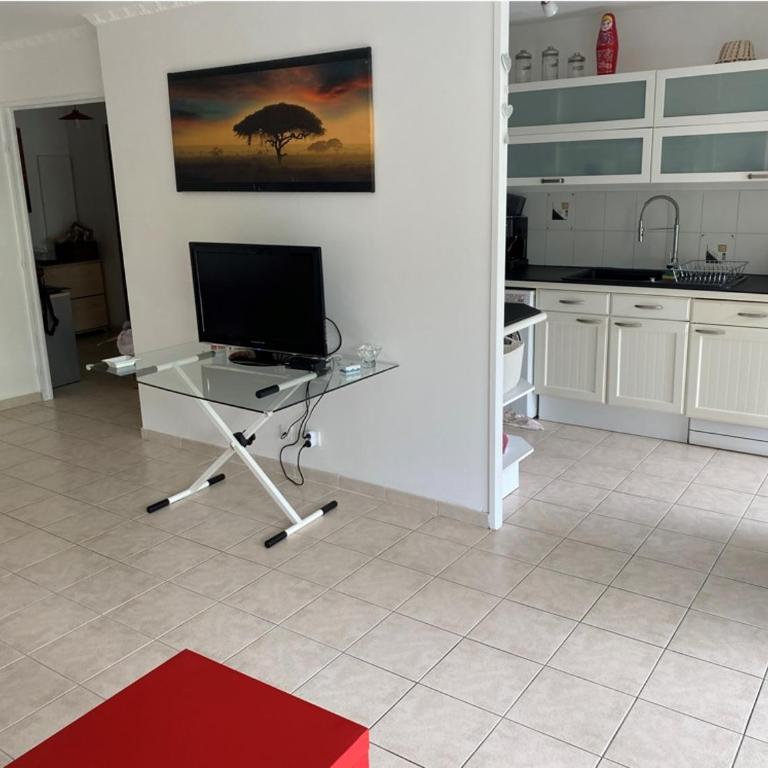 3P, Cannes, Domaine securise, Piscine, Tennis, Golf, 3 Etoiles - Appartement 2 Chambres - 7