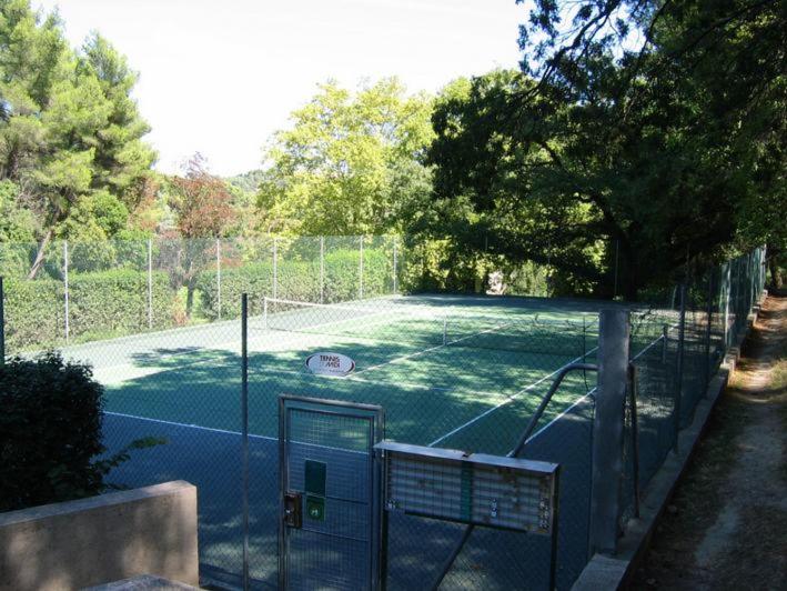 3P, Cannes, Domaine securise, Piscine, Tennis, Golf, 3 Etoiles - Appartement 2 Chambres - 40