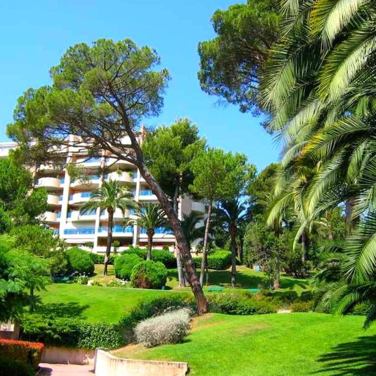 3P, Cannes, Domaine securise, Piscine, Tennis, Golf, 3 Etoiles - Appartement 2 Chambres - 47